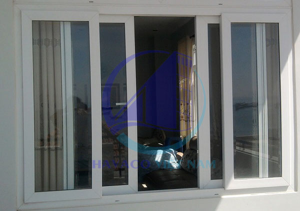 cửa sổ nhôm Xingfa mở trượt hệ 93 màu trắng
