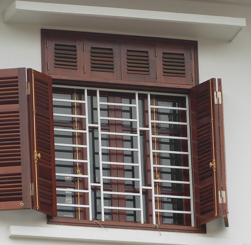 mẫu cửa sổ đẹp bằng gỗ 2